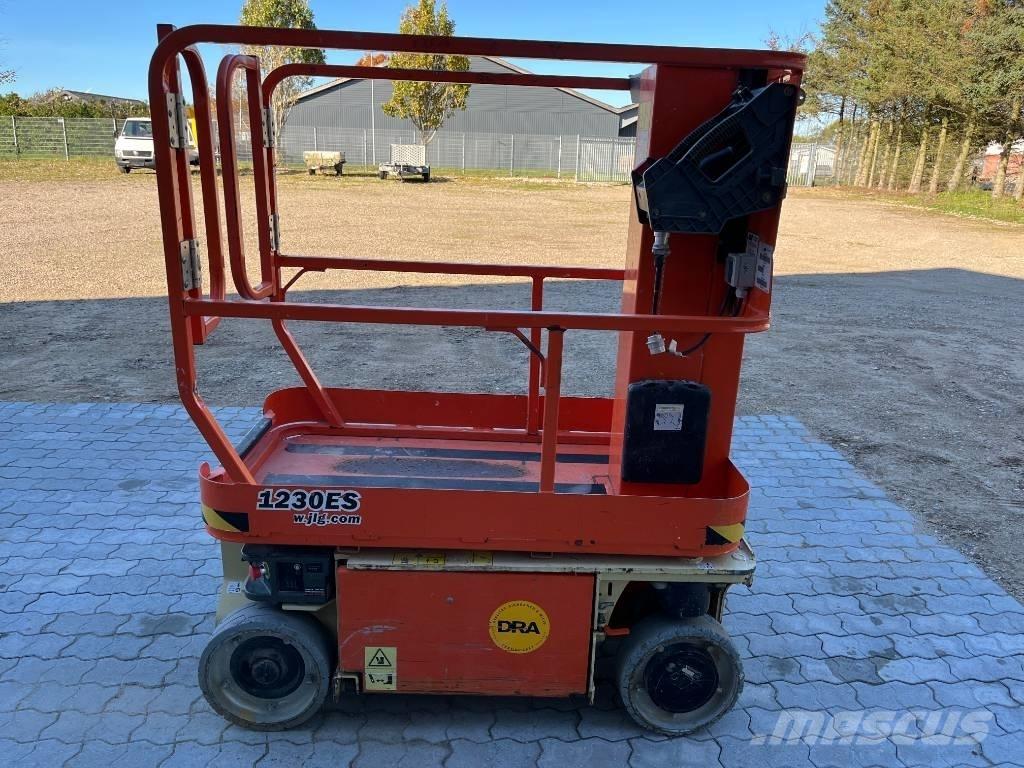 JLG 1230 ES Personenliften en invalideliften