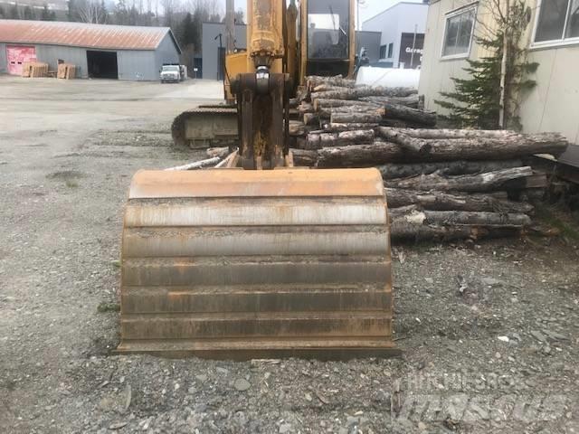 John Deere 690 D Rupsgraafmachines
