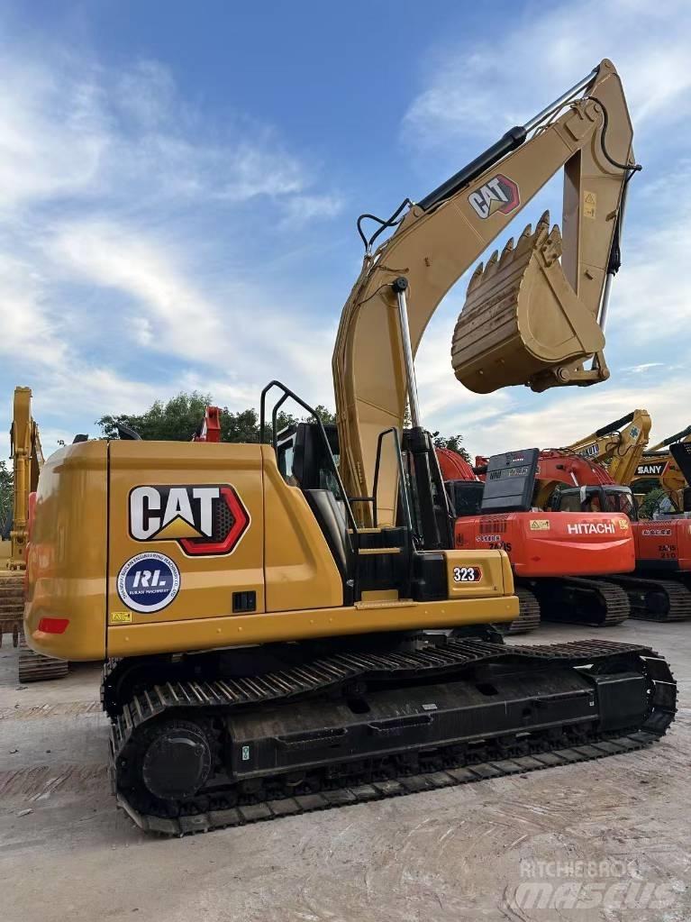 CAT 323 gc Rupsgraafmachines