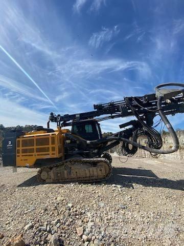 Junjin JD 1400 E Surface drill rigs
