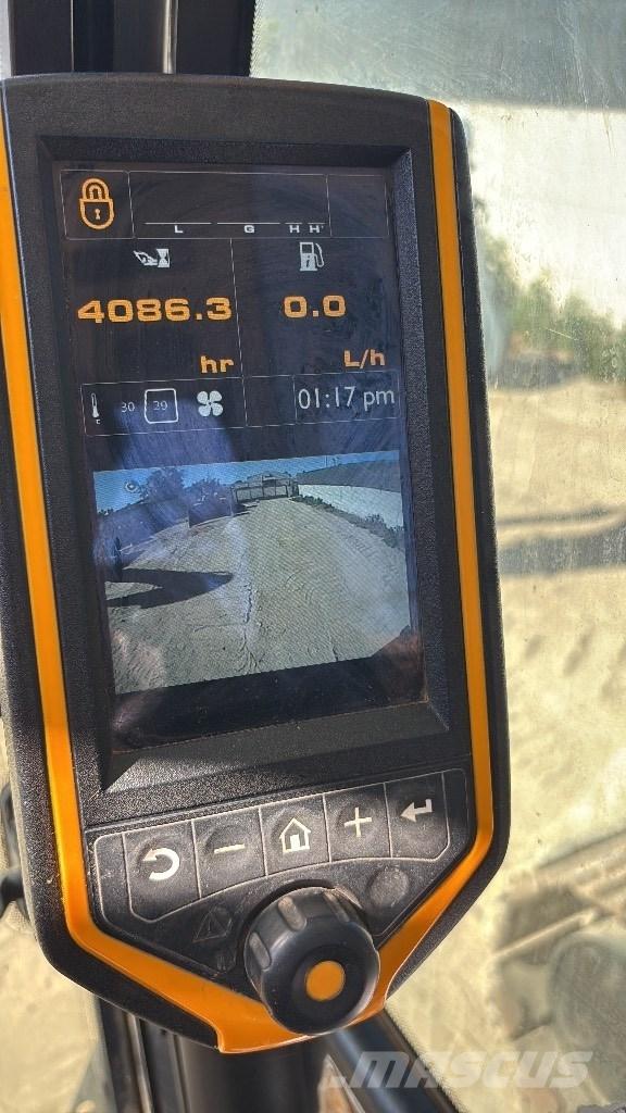 JCB JS 131 LC Rupsgraafmachines