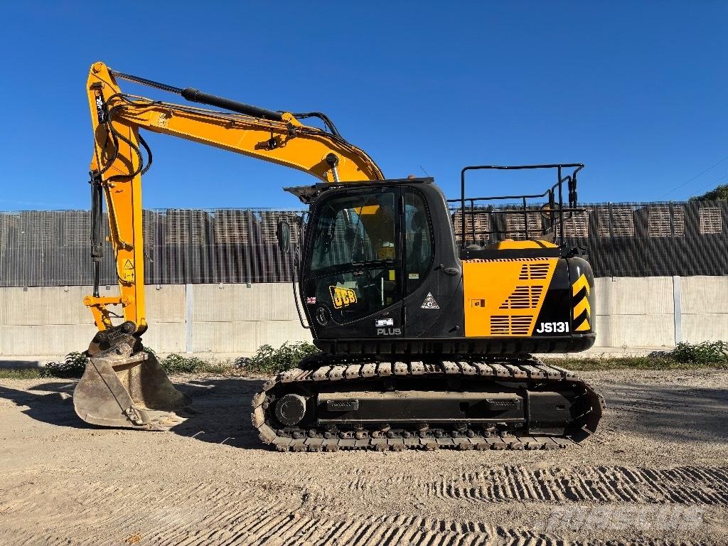 JCB JS 131 LC Rupsgraafmachines