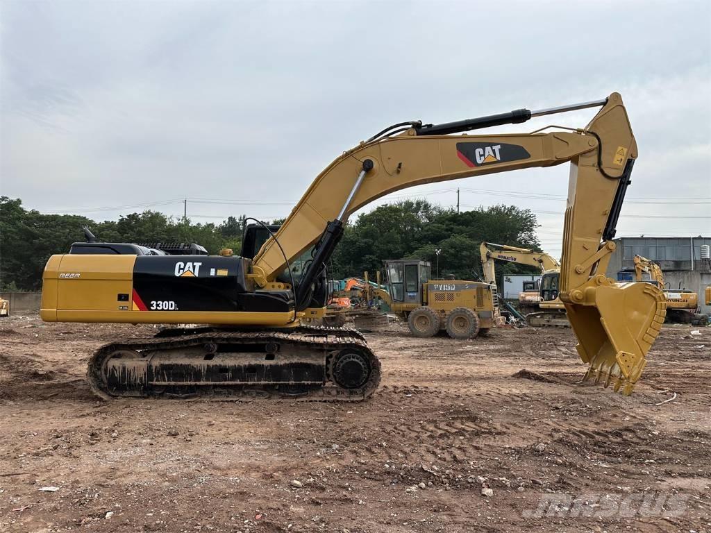 CAT 330 D L Rupsgraafmachines