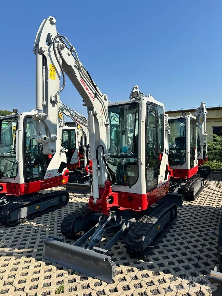 Takeuchi TB 225 V0 Minigraafmachines < 7t