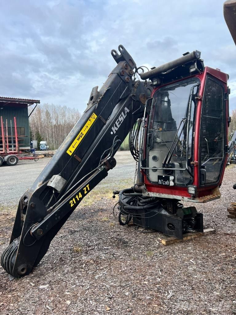 Kesla 2114 ZT Houtkranen