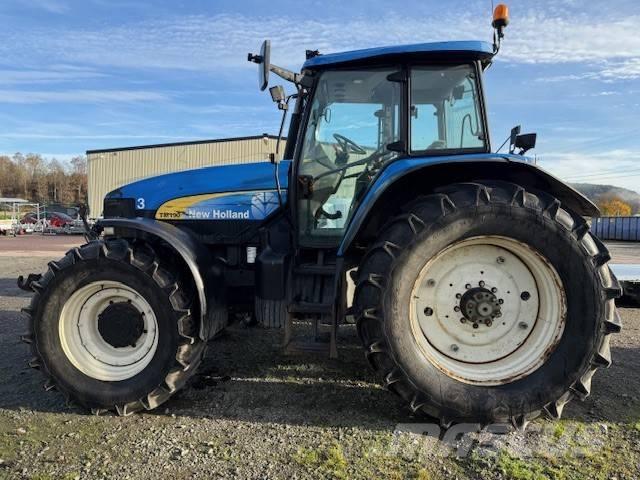 New Holland TM 190 Tractoren