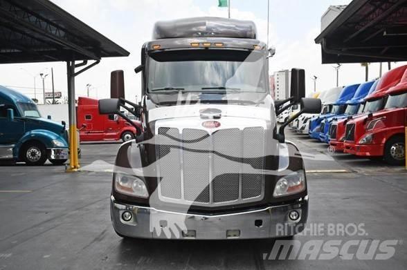 Peterbilt 579 Trekkers