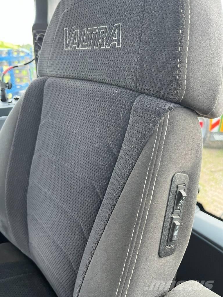 Valtra T 255 V Tractoren