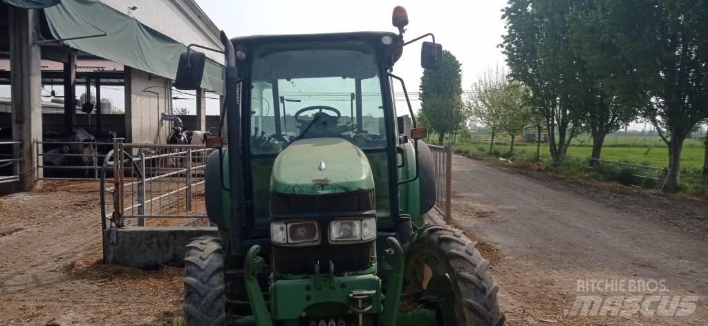 John Deere 5820 Tractoren