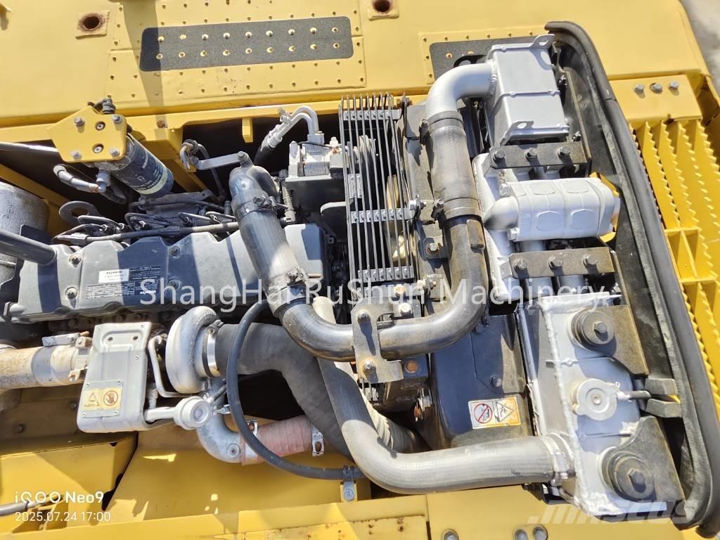 Komatsu 220-8 Rupsgraafmachines