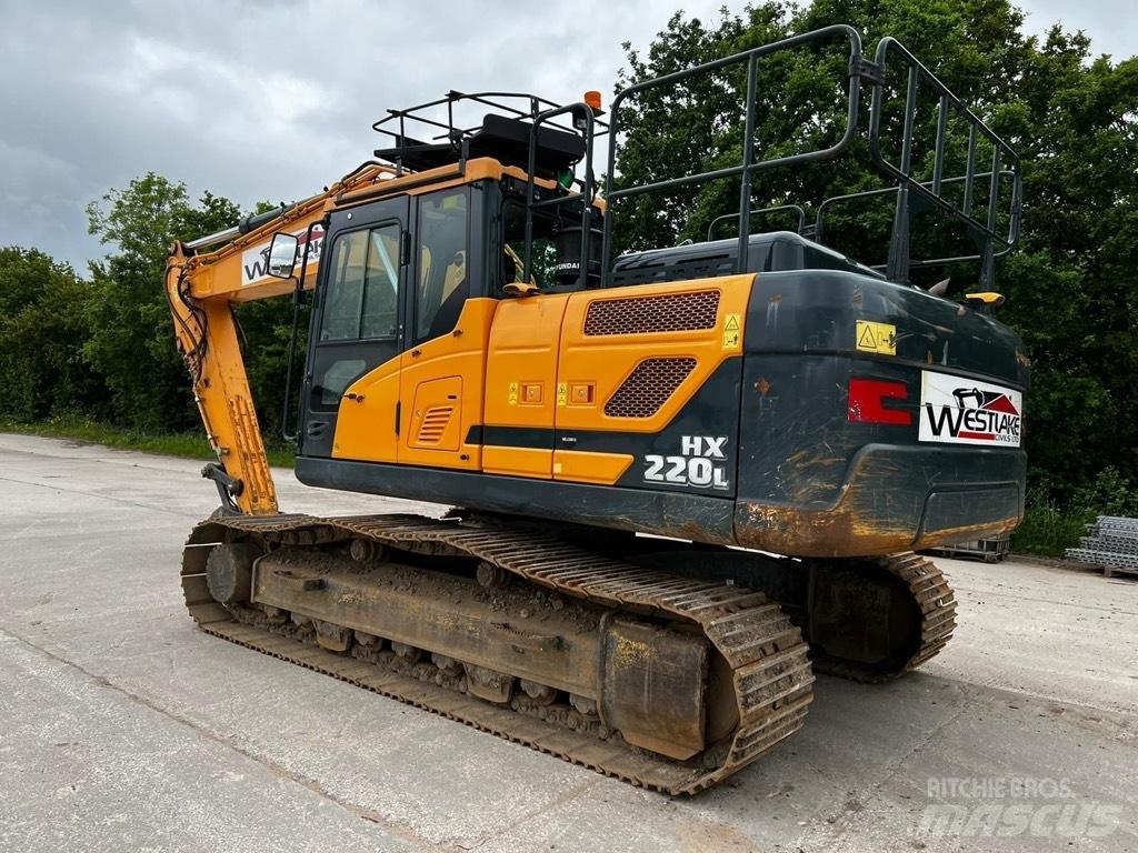 Hyundai HX 220 L Rupsgraafmachines