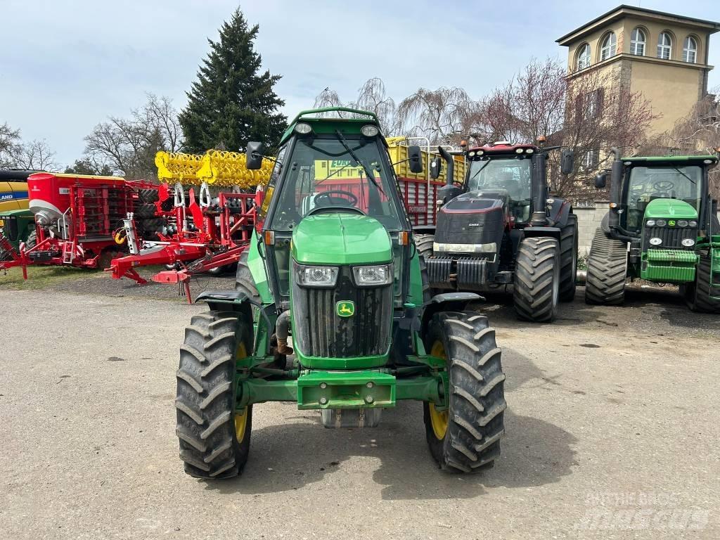 John Deere 5085 M Tractoren