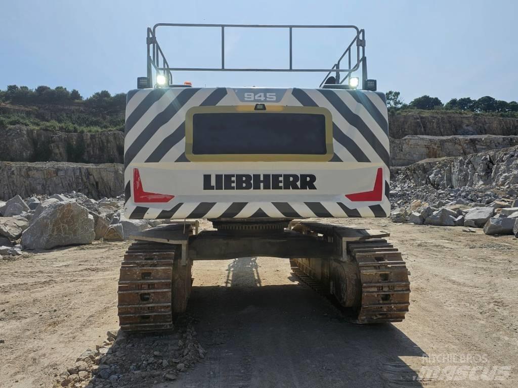 Liebherr R 945 Rupsgraafmachines