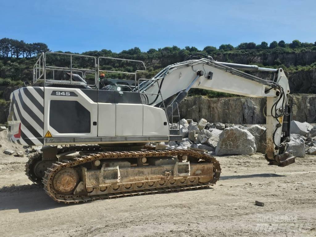 Liebherr R 945 Rupsgraafmachines