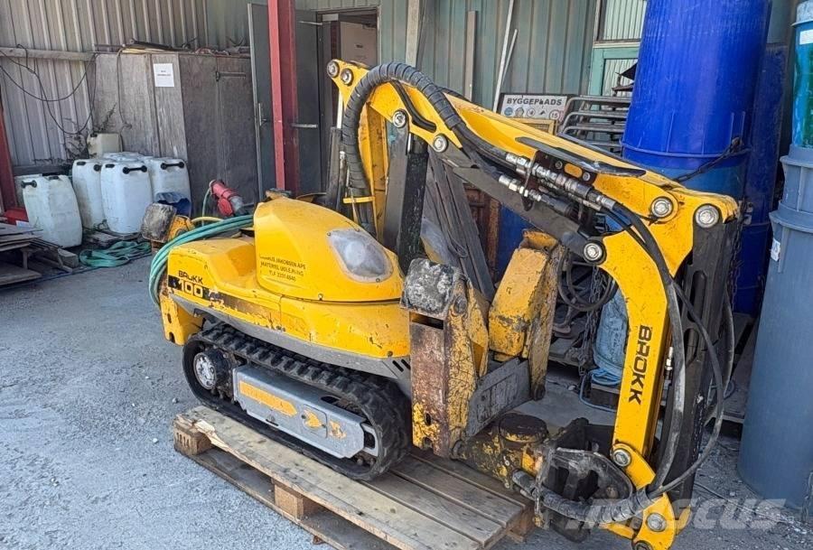 Brokk 100 Sloopgraafmachines
