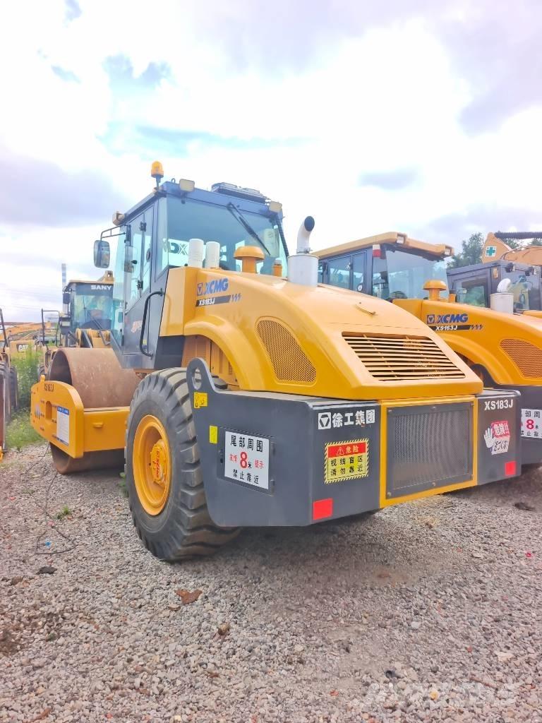 XCMG XS183J Trilrolwalsen