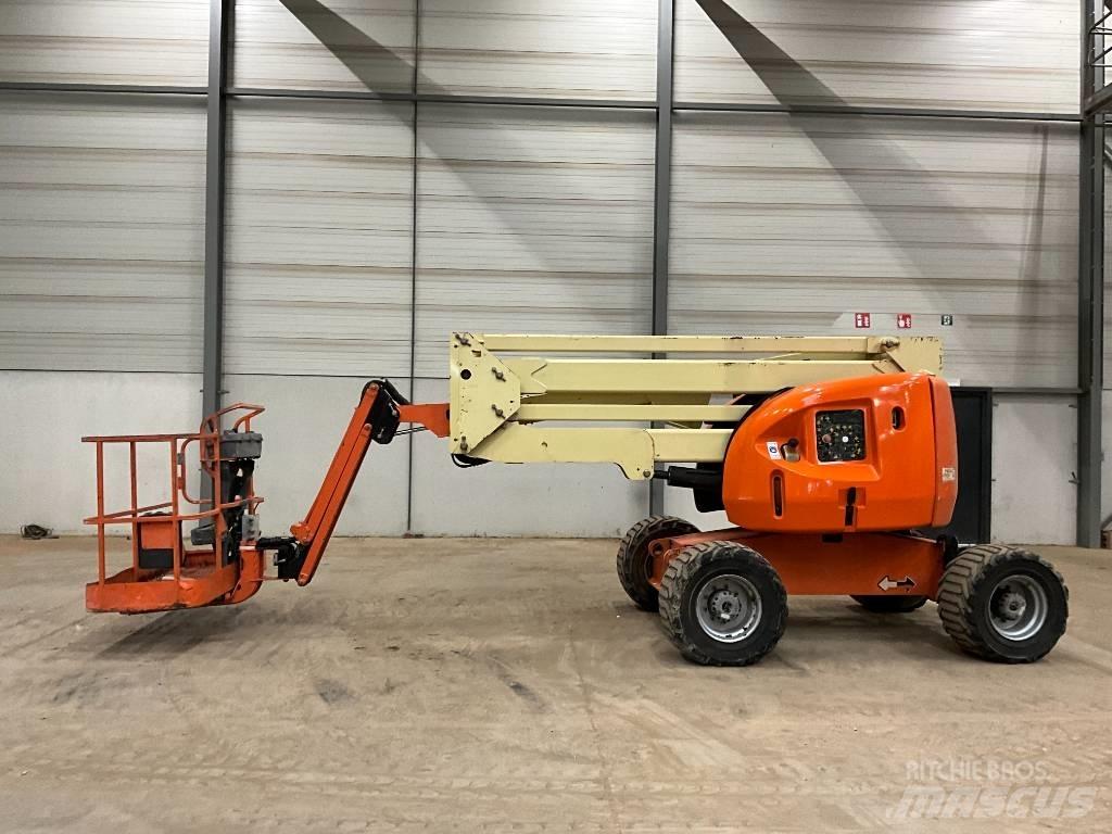 JLG 450 AJ Knikarmhoogwerkers
