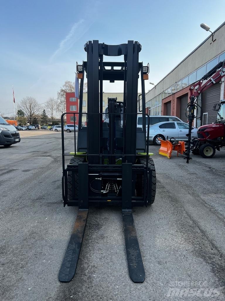 Clark S 30 L LPG heftrucks