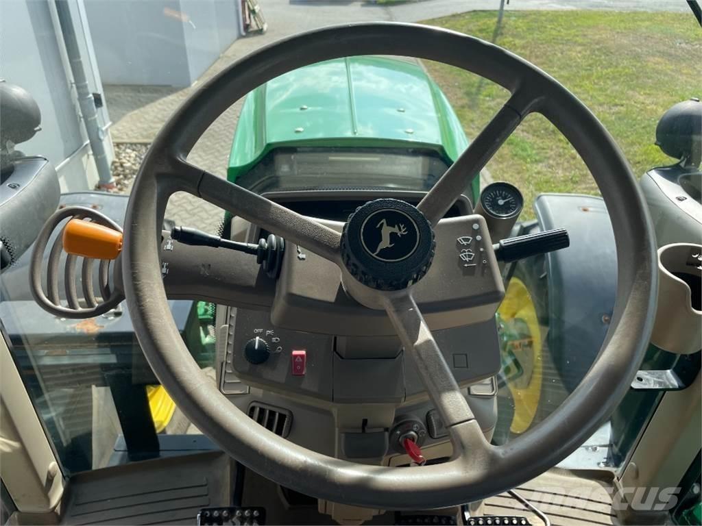 John Deere 6195M Tractoren