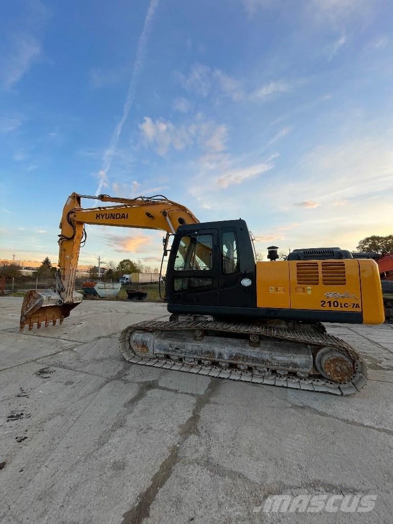 Hyundai R 210 LC 7A Rupsgraafmachines
