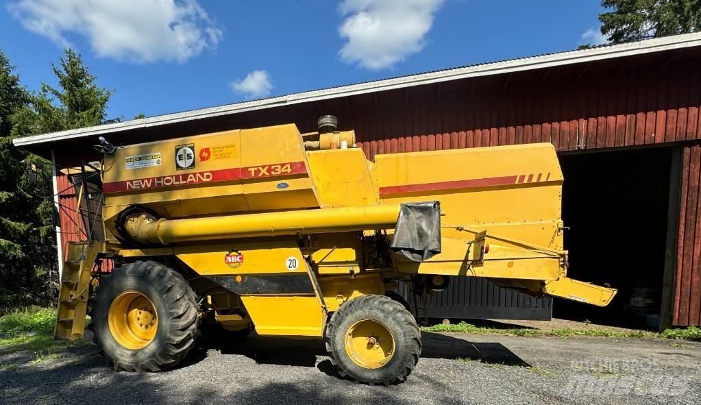 New Holland TX 34 Maaidorsmachines