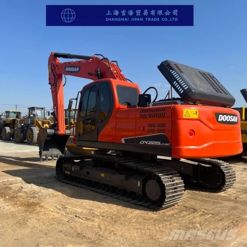 Doosan DX 225 Rupsgraafmachines