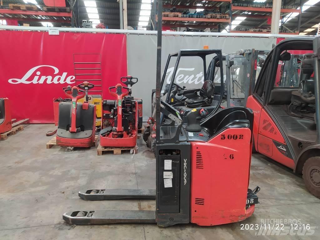 Linde T20 SP Pallettruck met meerij platform