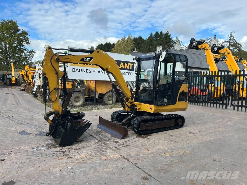 CAT 302.5 C Minigraafmachines < 7t