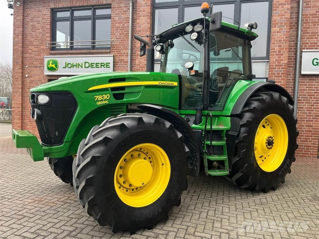 John Deere 7830 Tractoren