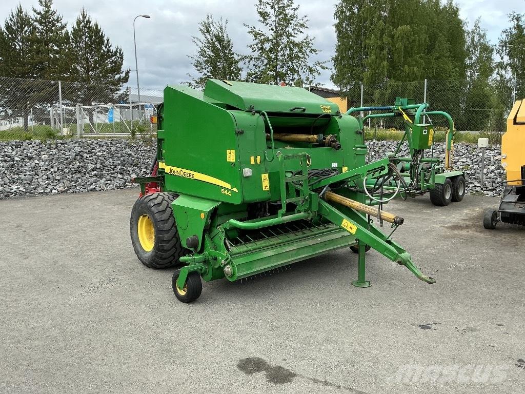 John Deere 644 Ronde-balenpersen