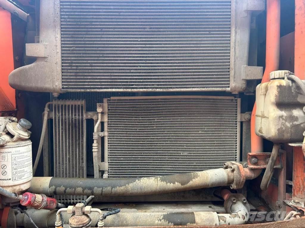 Doosan DX255LC Rupsgraafmachines