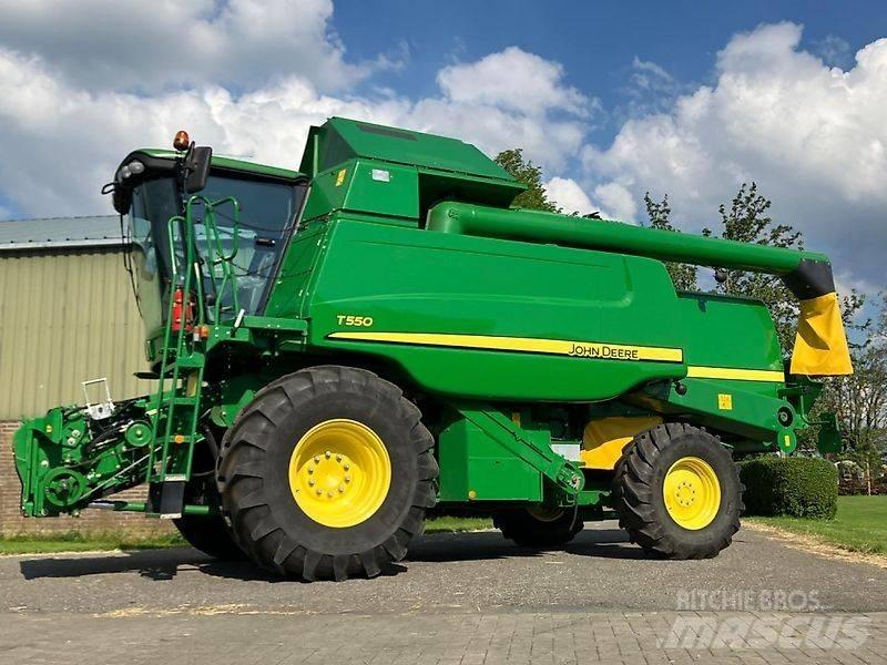 John Deere T 550 Maaidorsmachines