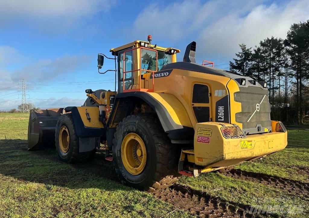 Volvo L 260 H Wielladers
