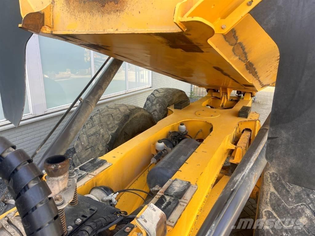 Volvo A25E Knik dumptrucks