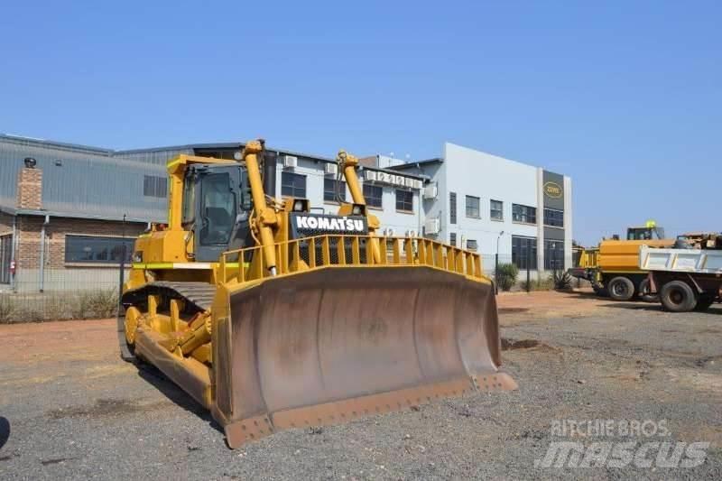Komatsu D155-5 Rupsdozers