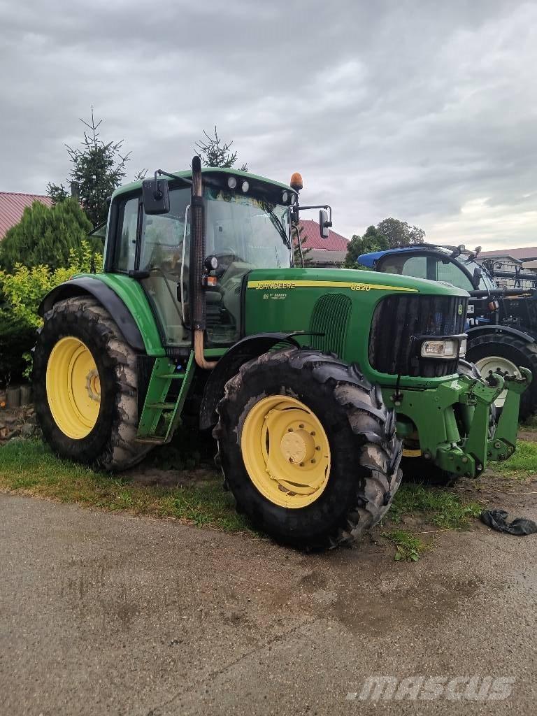 John Deere 6820 6820 Tractoren