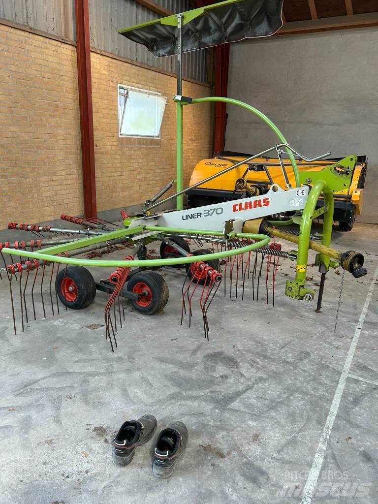 CLAAS Liner 370 Schudders