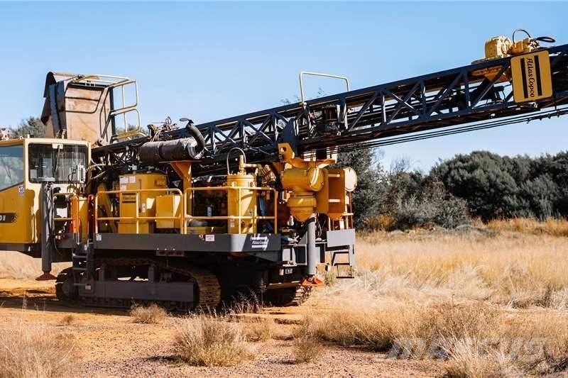Atlas Copco DM30 Surface drill rigs