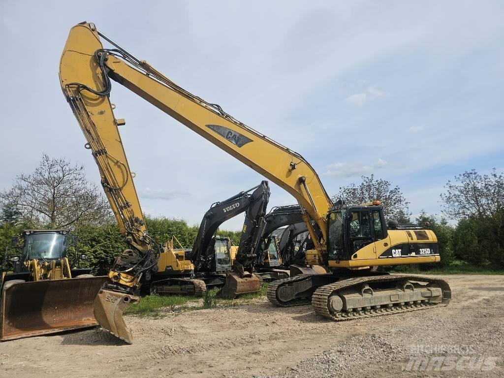 CAT 325 D Long Reach Long Reach Graafmachines
