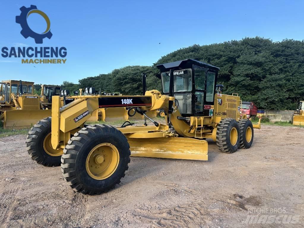 CAT 140K Graders