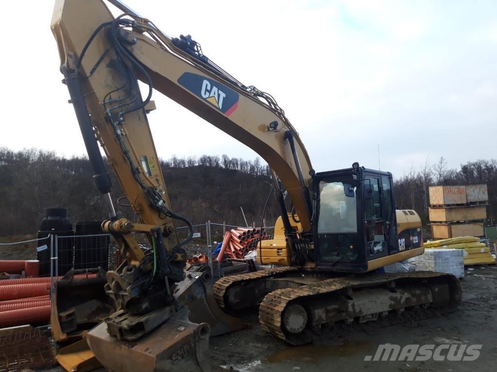CAT 323 D L Rupsgraafmachines