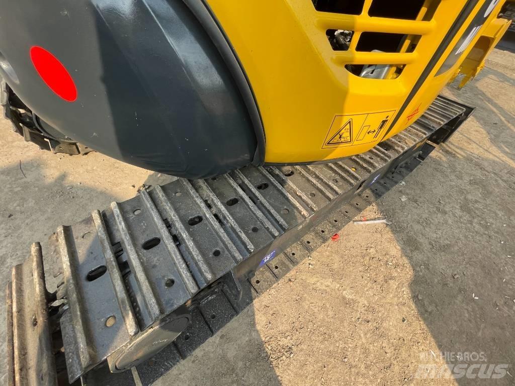 Komatsu PC 30 Rupsgraafmachines
