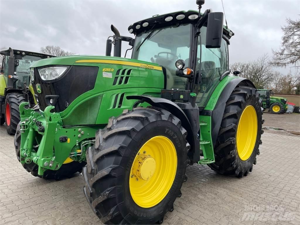 John Deere 6155R Tractoren