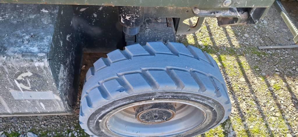 JLG M 3369 Schaarhoogwerkers