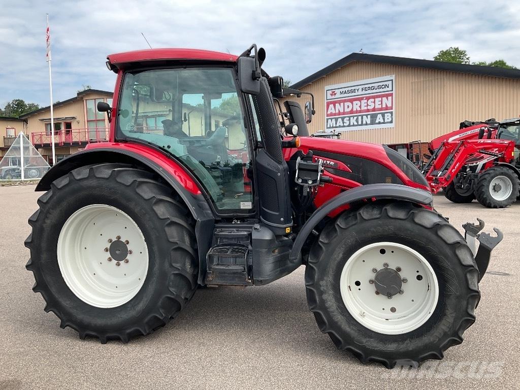 Valtra N174 Versu Tractoren