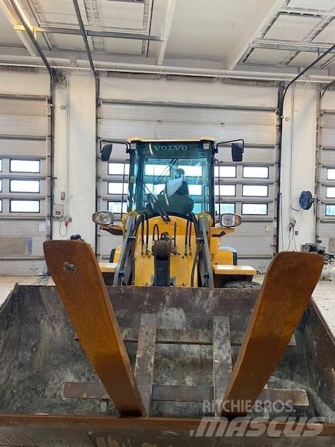Volvo L 30 G Wielladers