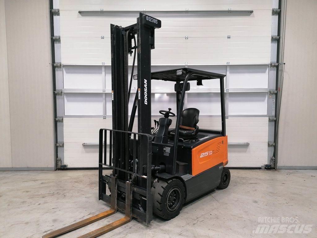 Doosan B25X-7 Elektrische heftrucks