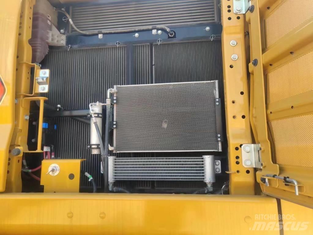 CAT 2021 CAT 333 Rupsgraafmachines