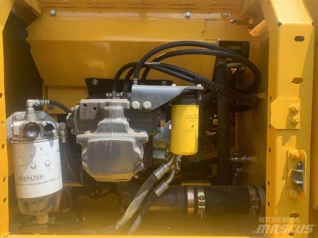Komatsu PC 200-8 Midigraafmachines 7t - 12t