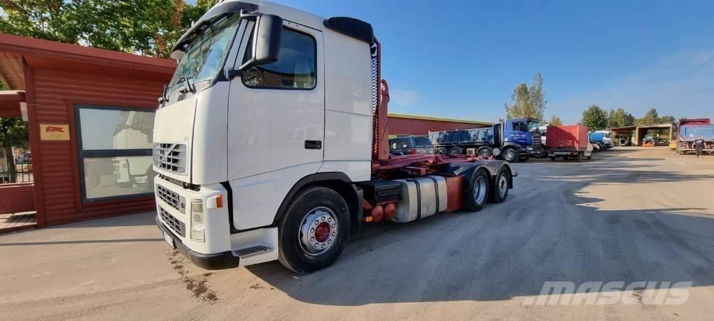 Volvo FM 12 Vrachtwagen met containersysteem